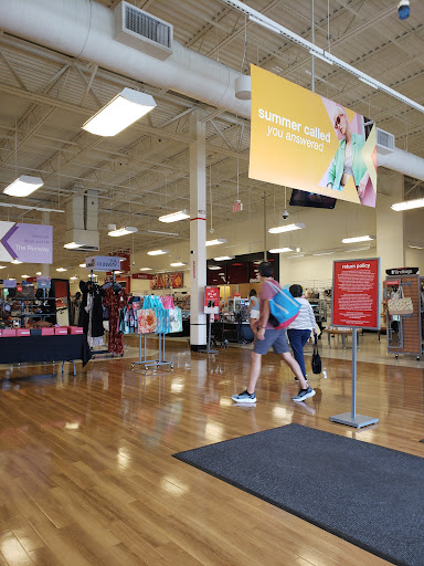 Department Store «T.J. Maxx», reviews and photos, 1920 Cordova Rd, Fort Lauderdale, FL 33316, USA