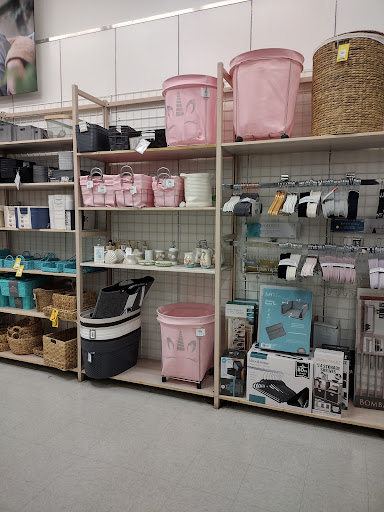 Department Store «Bealls Outlet», reviews and photos, 2710 Tamiami Trail E, Naples, FL 34112, USA