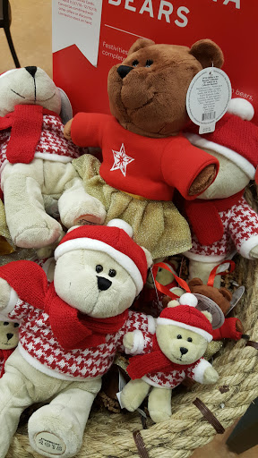 Department Store «Target», reviews and photos, 1400 Fitzgerald Dr, Pinole, CA 94564, USA