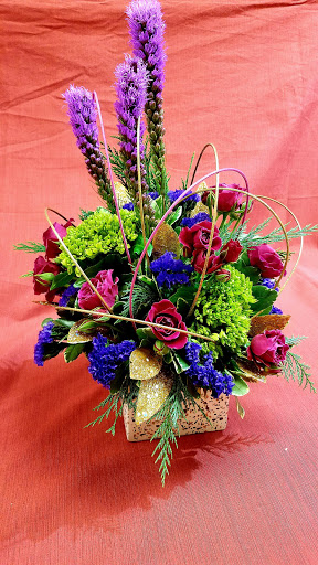 Florist «Bakanas Flowers And Gifts», reviews and photos, 27 N Maple Ave, Marlton, NJ 08053, USA
