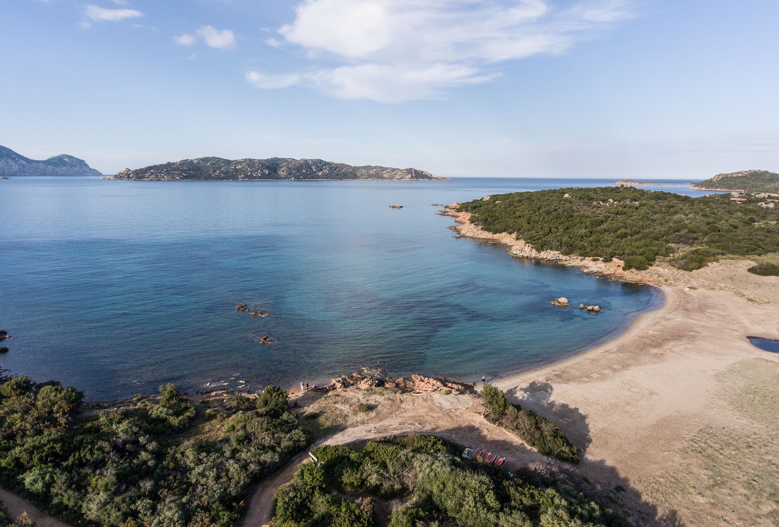 Fotografie cu Grande Baia Beach - recomandat pentru călătorii în familie cu copii