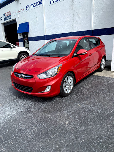 Auto Body Shop «Gerber Collision & Glass», reviews and photos, 7603 Citrus Ave, Winter Park, FL 32792, USA