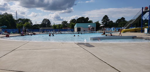Outdoor swimming pool Fayetteville