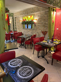 Atmosphère du Restaurant français Restaurant Saint Honore à Vouziers - n°5