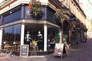 Cafe Lucca image