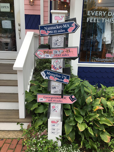 Clothing Store «Vineyard Vines», reviews and photos, 56 Narragansett Ave, Oak Bluffs, MA 02557, USA