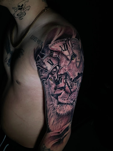 nicolas portugal tattoo studio