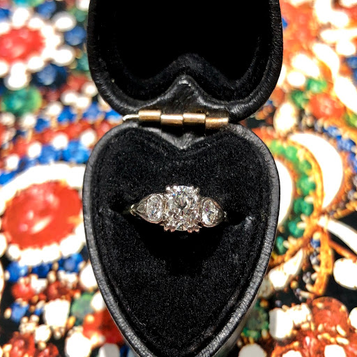 Jewelry Store «Gesner Estate Jewelry», reviews and photos, 1600 W Bay Dr, Largo, FL 33770, USA