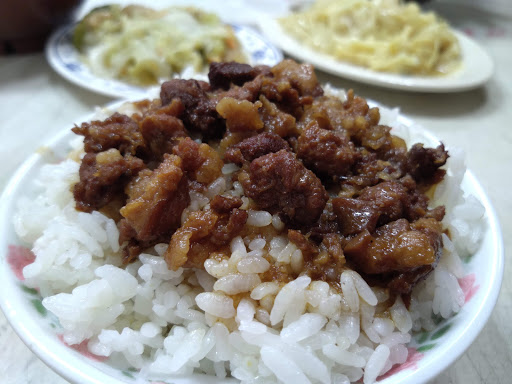 員中排骨酥麵 的照片