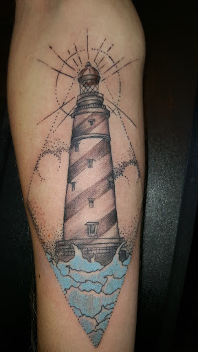 Explore flower tattoo ideas for guys, creative tattoo ideas in Wenatchee, available at Leavenworth Tattoo & Piercing Haus