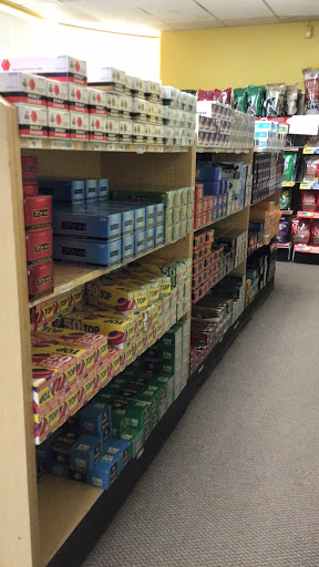 Vaporizer Store «Cigarette Outlet & Vapor Lounge», reviews and photos, 2141 Lincoln Hwy E, Lancaster, PA 17602, USA