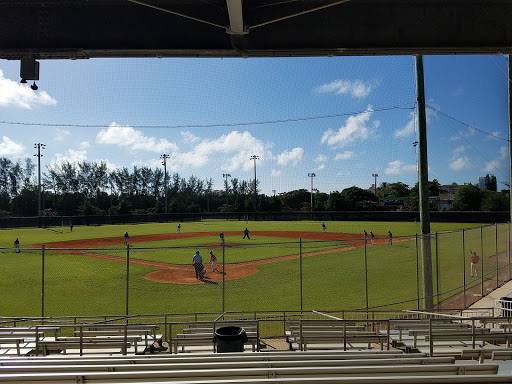Stadium «Flamingo Park Baseball Stadium», reviews and photos, Michigan Ave, Miami Beach, FL 33139, USA