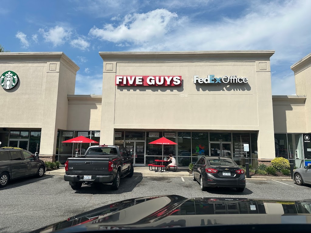 Five Guys 28027