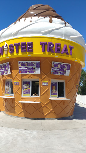 Ice Cream Shop «Twistee Treat Tidwell», reviews and photos, 7500 W Tidwell Rd, Houston, TX 77040, USA