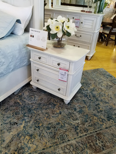 Furniture Store «American Signature Furniture», reviews and photos, 7230 US-19, Pinellas Park, FL 33781, USA