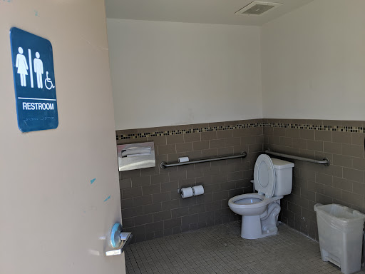 StorQuest Self Storage image