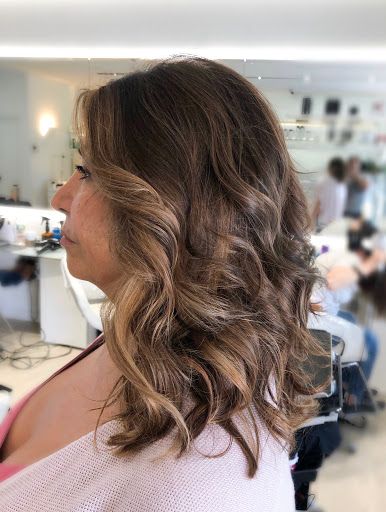 Hair Salon «Warren Tricomi Salon», reviews and photos, 64 Park Pl, East Hampton, NY 11937, USA