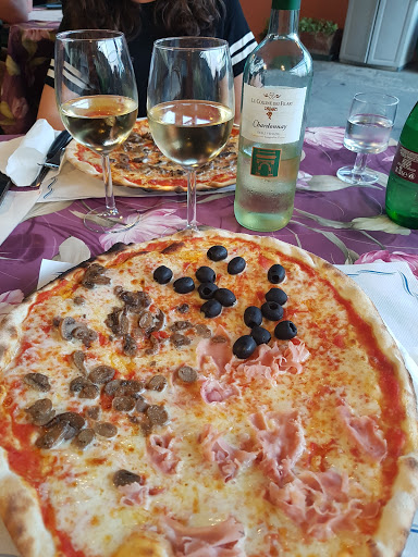 Ristorante Pizzeria Gatto Giallo in Toscolano Maderno, Provincia di Brescia