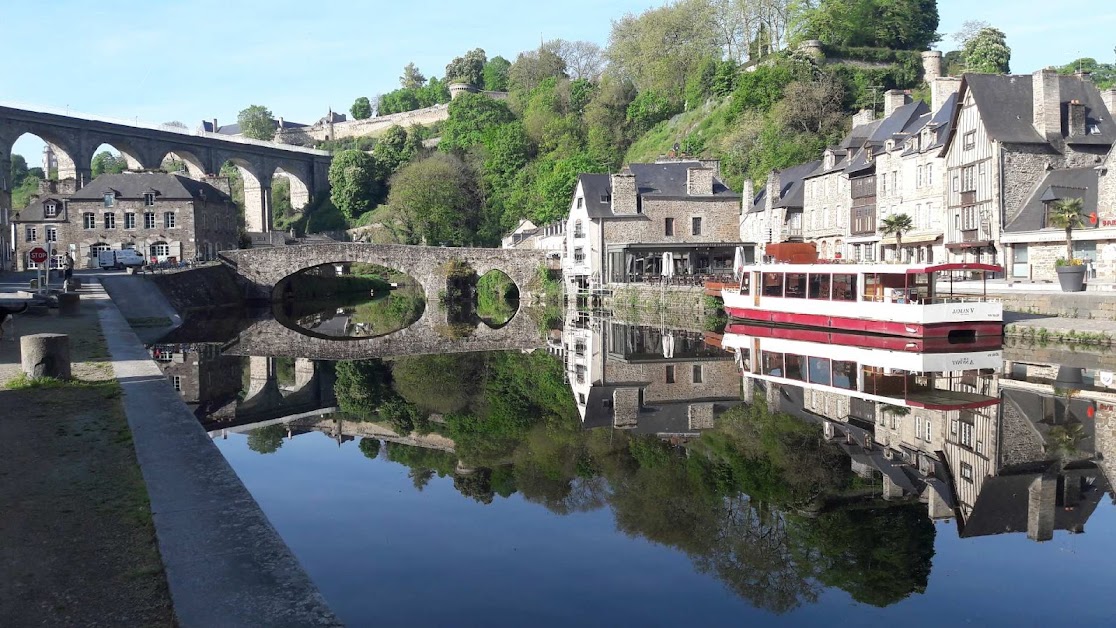 Dinan Holiday Rentals à Dinan ( )