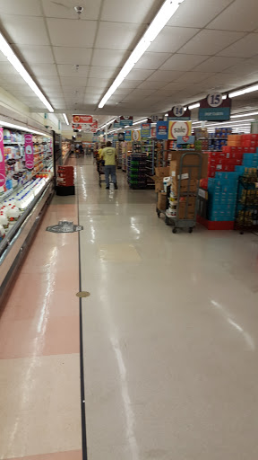 Grocery Store «Winn-Dixie», reviews and photos, 1850 N Tamiami Trail, North Fort Myers, FL 33903, USA