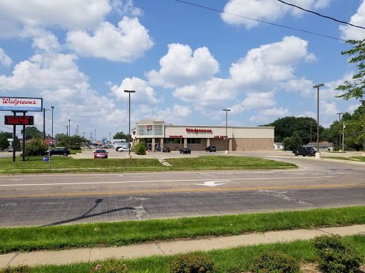 Drug Store «Walgreens», reviews and photos, 2930 E University Ave, Des Moines, IA 50317, USA