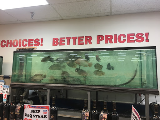 Grocery Store «R-N Market», reviews and photos, 6670 N Cedar Ave, Fresno, CA 93710, USA