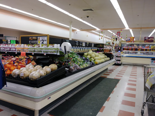 Grocery Store «Market Basket», reviews and photos, 345 Washington St, Claremont, NH 03743, USA