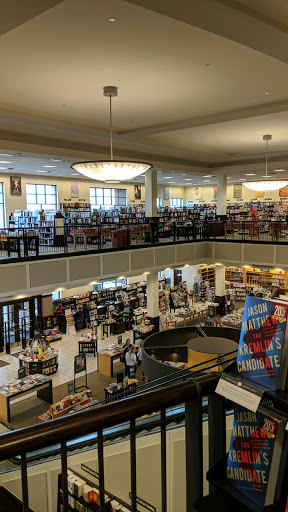 Book Store «Barnes & Noble», reviews and photos, 1430 Plaza Pl, Southlake, TX 76092, USA