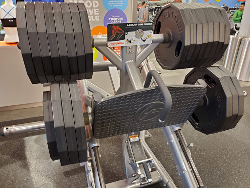 Shopping Mall «Morris Hills Shopping Center», reviews and photos, 3035-3189 US-46, Parsippany, NJ 07054, USA