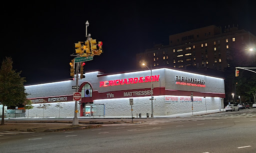 Appliance Store «P.C. Richard & Son», reviews and photos, 42-99 Francis Lewis Blvd, Bayside, NY 11361, USA