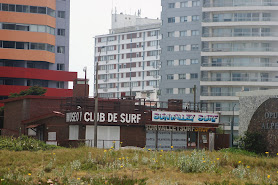 Museo y Club de Surf Punta del Este