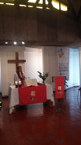 Opiniones de Iglesia Evangelica Luterana En Chile/Congregacion en Peñalolén - Iglesia