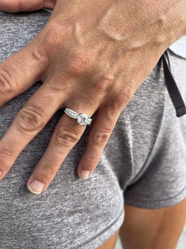 Jeweler «Kelvin Schroeder Jewelers», reviews and photos, 7836 S Howell Ave, Oak Creek, WI 53154, USA