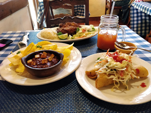 Lugares para cenar con amigos en Managua