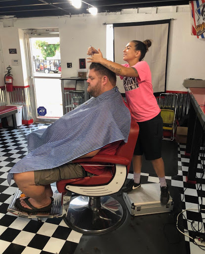 Barber Shop «Wise Guys Old School Barber Shop», reviews and photos, 610 Cedar St, Cedar Hill, TX 75104, USA