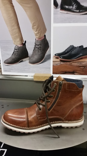 Shoe Store «DSW Designer Shoe Warehouse», reviews and photos, 7415 Laguna Blvd, Elk Grove, CA 95758, USA