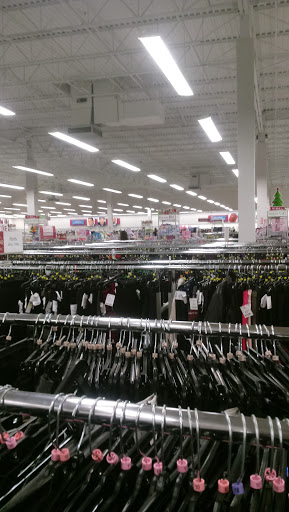 Clothing Store «Burlington Coat Factory», reviews and photos, 16590 N Fwy Service Rd, Conroe, TX 77384, USA