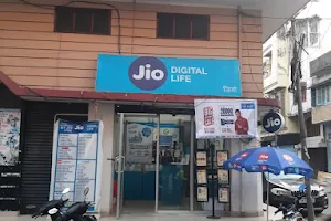 My Jio Store image