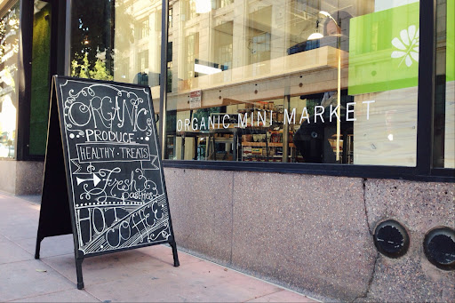 Health Food Store «Om Nom Organics», reviews and photos, 215 W 9th St, Los Angeles, CA 90014, USA