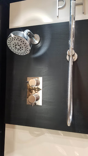 Paint Store «Miami Home Centers, Benjamin Moore Paint Center, South Miami», reviews and photos, 7325 SW 57th Ave, South Miami, FL 33143, USA