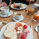 Photo n°13 de l'avis de Camille.a fait le 10/10/2019 à 05:01 sur le  Ausonia Hungaria à Lido