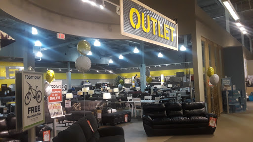 Furniture Store «Art Van Furniture - Auburn Hills», reviews and photos, 4612 Baldwin Rd, Auburn Hills, MI 48326, USA