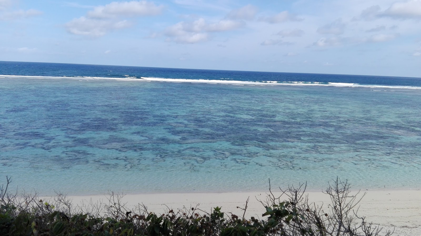 Foto di Vipingo Beach II con una superficie del acqua cristallina