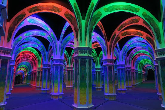 Magowan's Infinite Mirror Maze by Google