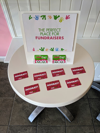 Frozen Yogurt Shop «sweetFrog», reviews and photos, 34 Shunpike Rd #28, Cromwell, CT 06416, USA