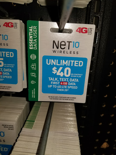 Discount Store «Walmart», reviews and photos, 201 Walton Rd, Harlan, KY 40831, USA