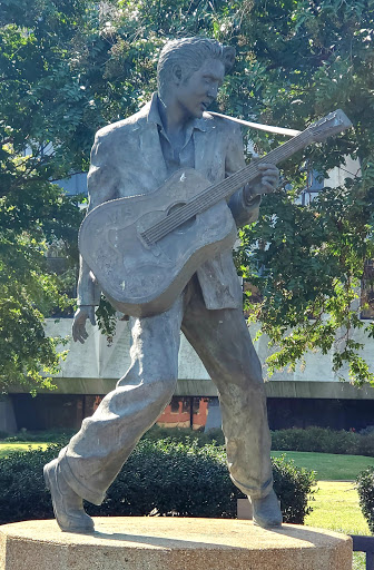 Tourist Attraction «Elvis Statue», reviews and photos, 115 Beale St, Memphis, TN 38103, USA