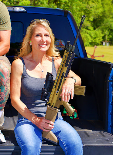 Pawn Shop «Chesapeake Pawn and Gun», reviews and photos, 3330 S Military Hwy, Chesapeake, VA 23323, USA