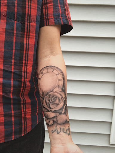 Tattoo Shop «Sink or Swim Tattoo», reviews and photos, 11100 Monroe Rd, Matthews, NC 28105, USA