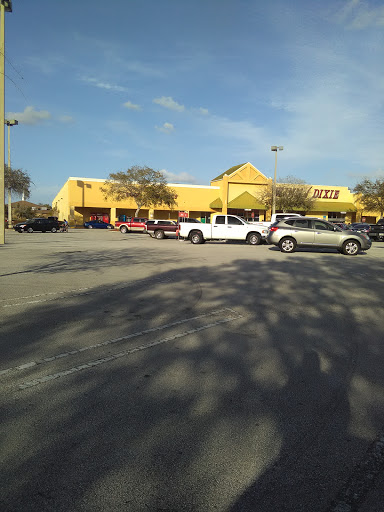 Grocery Store «Winn-Dixie», reviews and photos, 2880 Howland Blvd, Deltona, FL 32725, USA